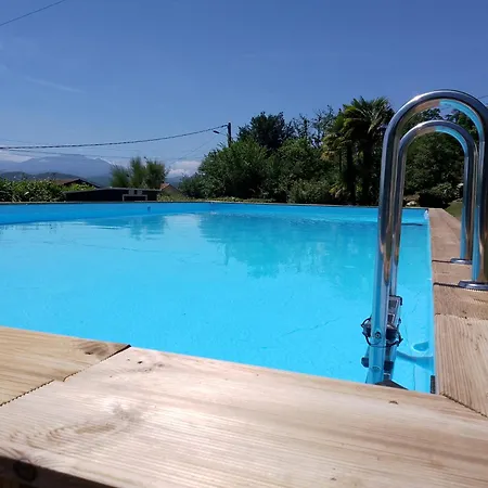 Pyrenees Vue - Owl - Vues Fantastique, Petit-dejeuner, Calme, Piscine, Parking - Brand New Saint-Gaudens (Haute-Garonne)