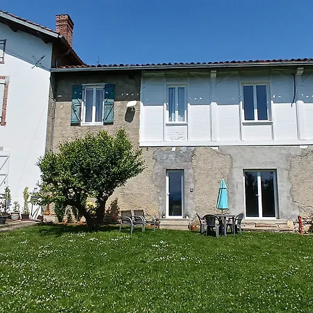 Pyrenees Vue - Owl - Vues Fantastique, Petit-dejeuner, Calme, Piscine, Parking - Brand New Vakantiehuis