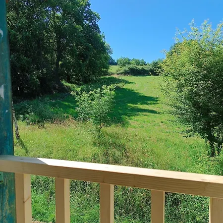 Pyrenees Vue - Owl - Vues Fantastique, Petit-dejeuner, Calme, Piscine, Parking - Brand New Vakantiehuis *