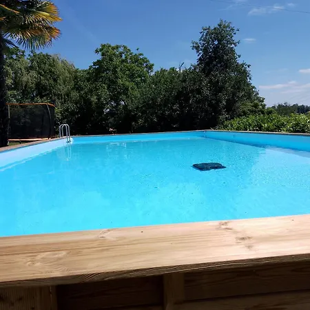 Vakantiehuis Pyrenees Vue - Owl - Vues Fantastique, Petit-dejeuner, Calme, Piscine, Parking - Brand New *