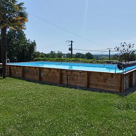 Pyrenees Vue - Owl - Vues Fantastique, Petit-dejeuner, Calme, Piscine, Parking - Brand New * Saint-Gaudens (Haute-Garonne)