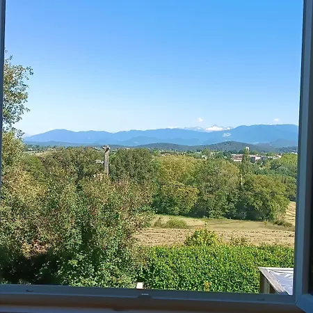 Pyrenees Vue - Owl - Vues Fantastique, Petit-dejeuner, Calme, Piscine, Parking - Brand New Saint-Gaudens (Haute-Garonne)